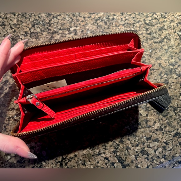 Kate Spade Lacey Leopard Calf Hair Glitter Wallet - Picture 3 of 3